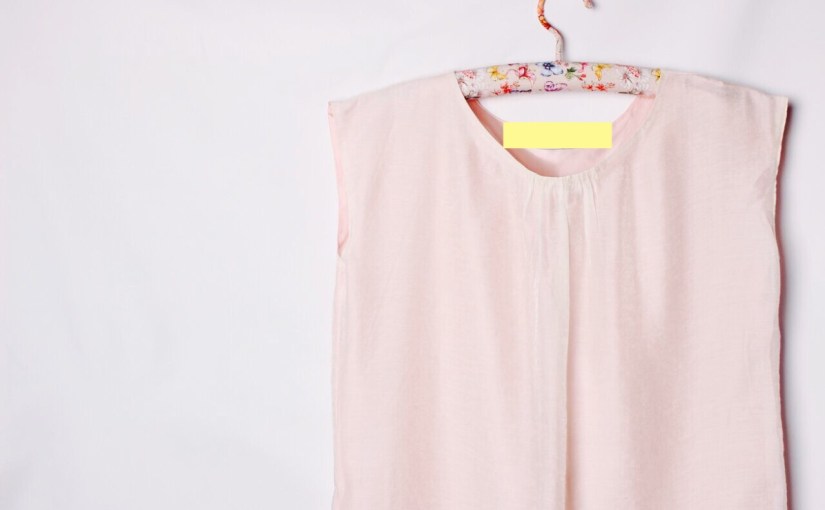 أنا. مصممة أزياء.